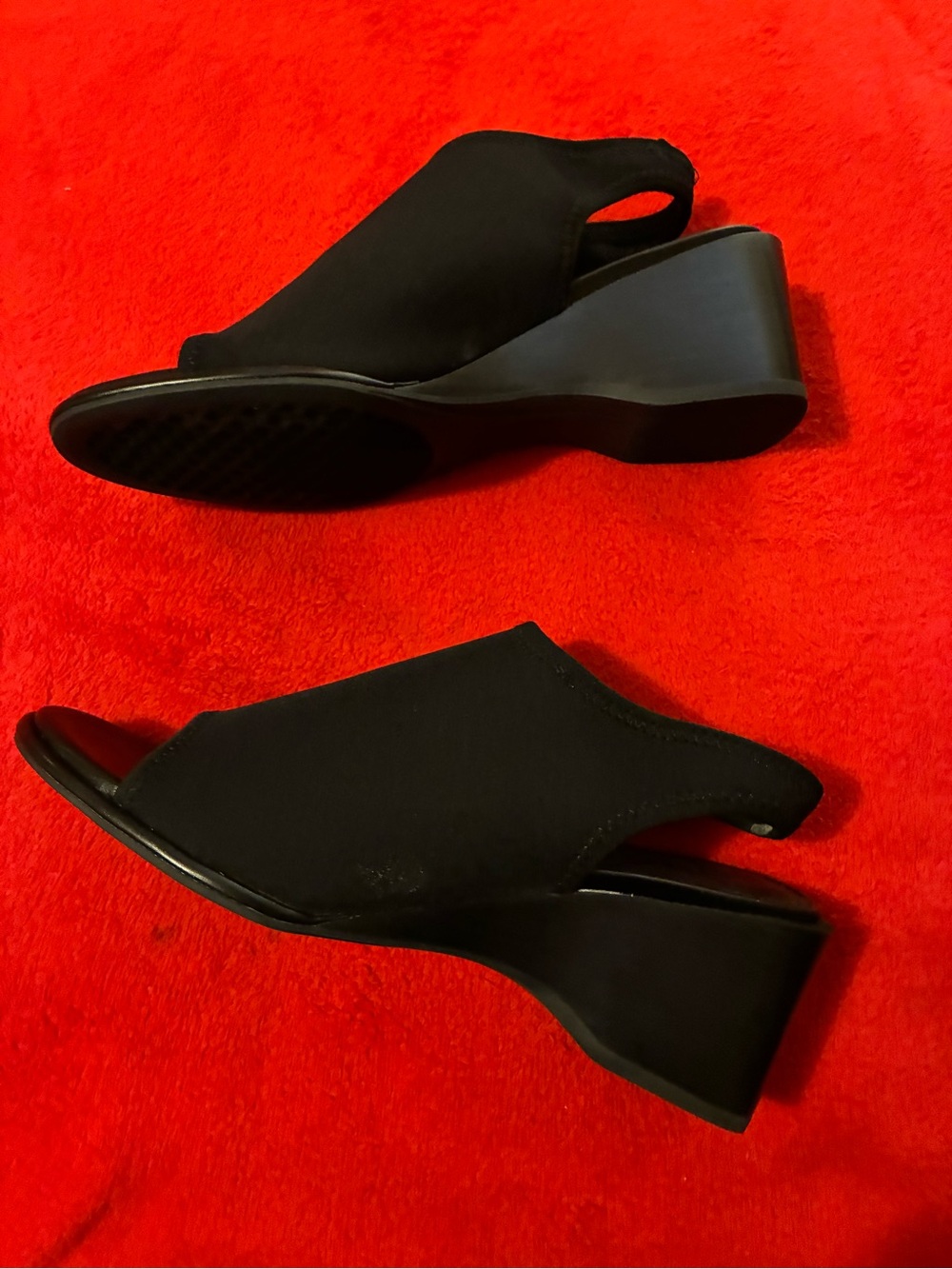 Aerosols Stretchy Wedge Sandals